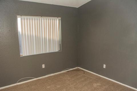 12102 Pluto Dr, Victorville, CA 92392 photo 15