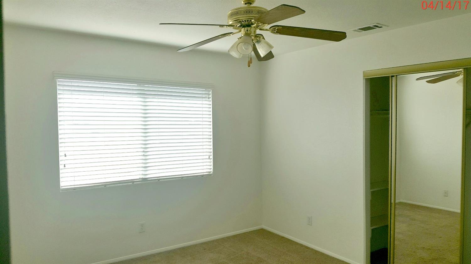 10101 Maple Ave, Hesperia, CA 92345 photo 5