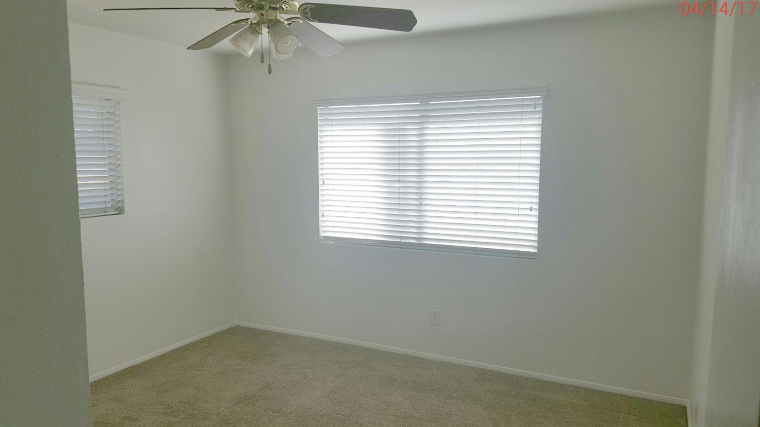 10101 Maple Ave, Hesperia, CA 92345 photo 6