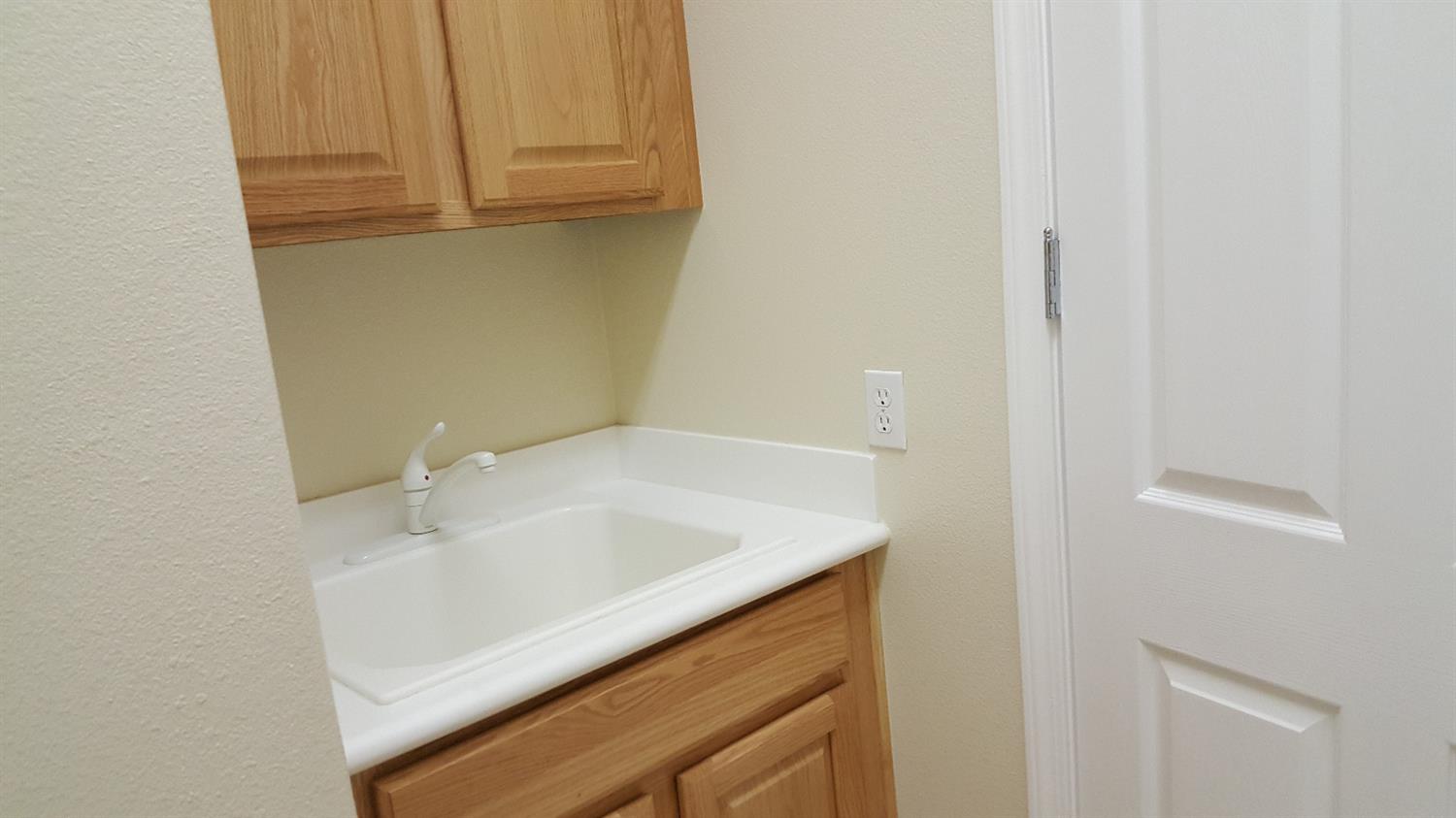 10404 Wilmington Ln, Apple Valley, CA 92308 photo 10