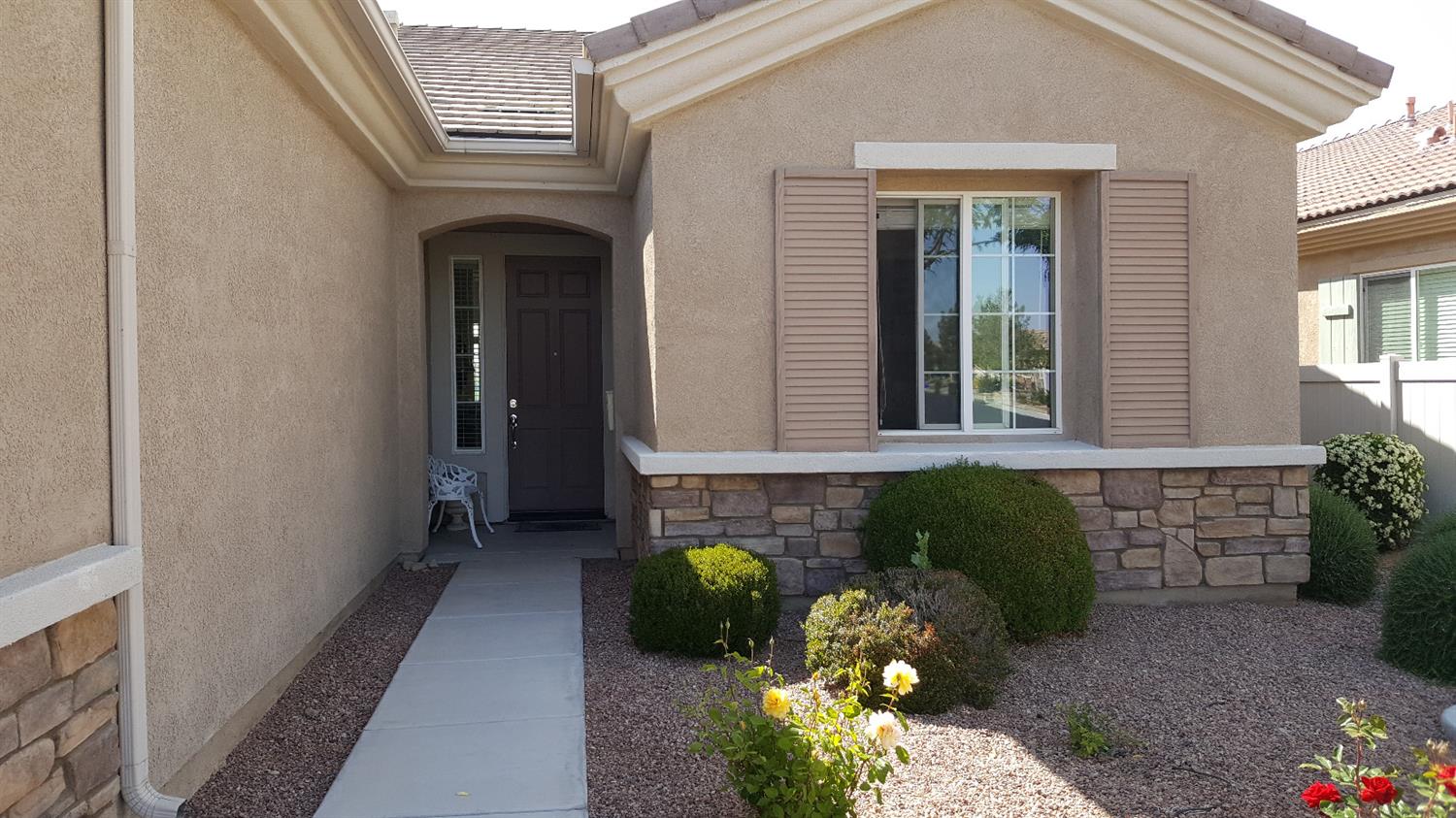 10404 Wilmington Ln, Apple Valley, CA 92308 photo 2