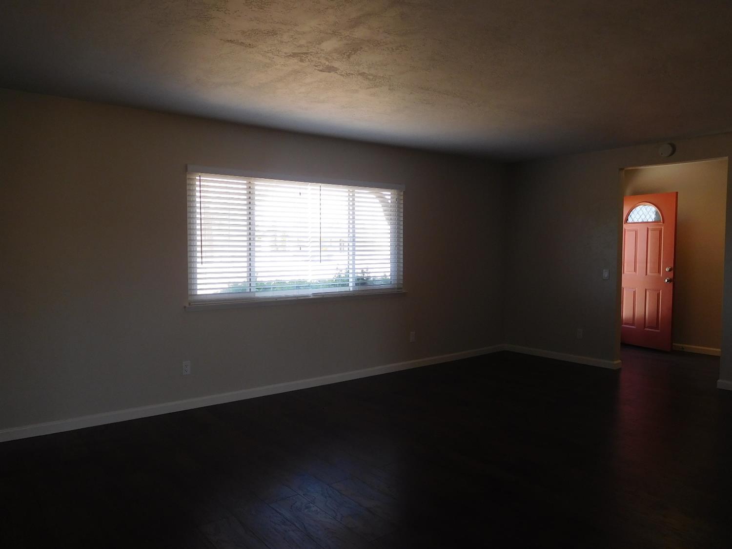 Undisclosed, Apple Valley, CA 92307 photo 9