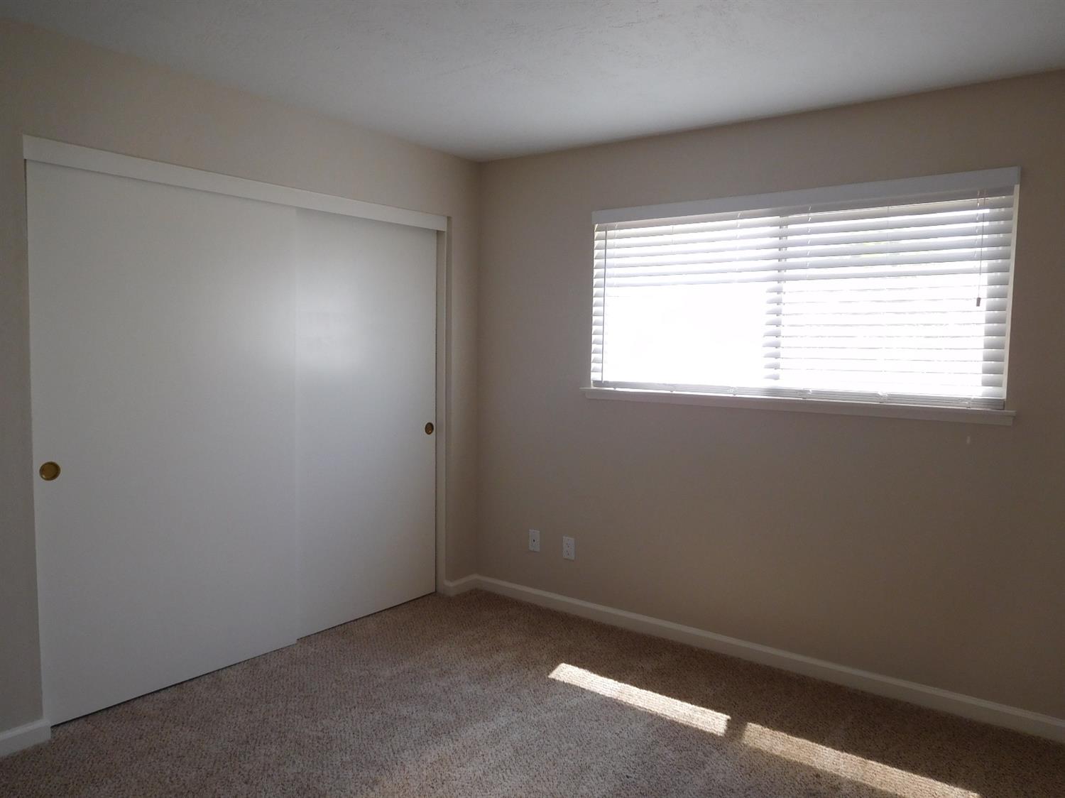 Undisclosed, Apple Valley, CA 92307 photo 21