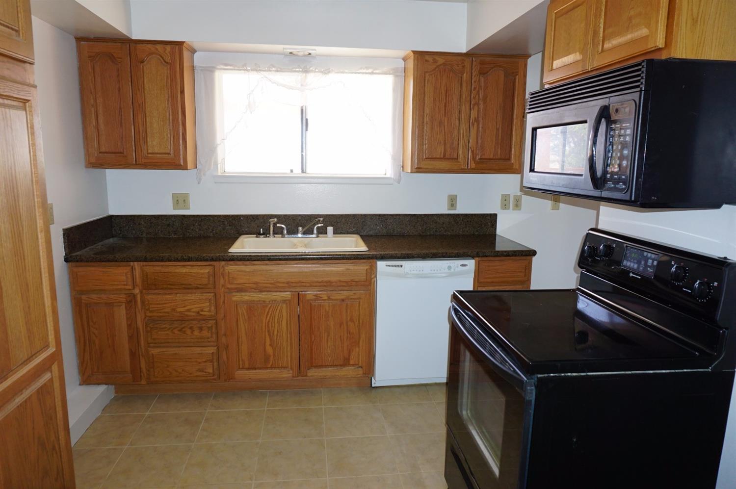2713 Apollo Dr, Barstow, CA 92311 photo 18