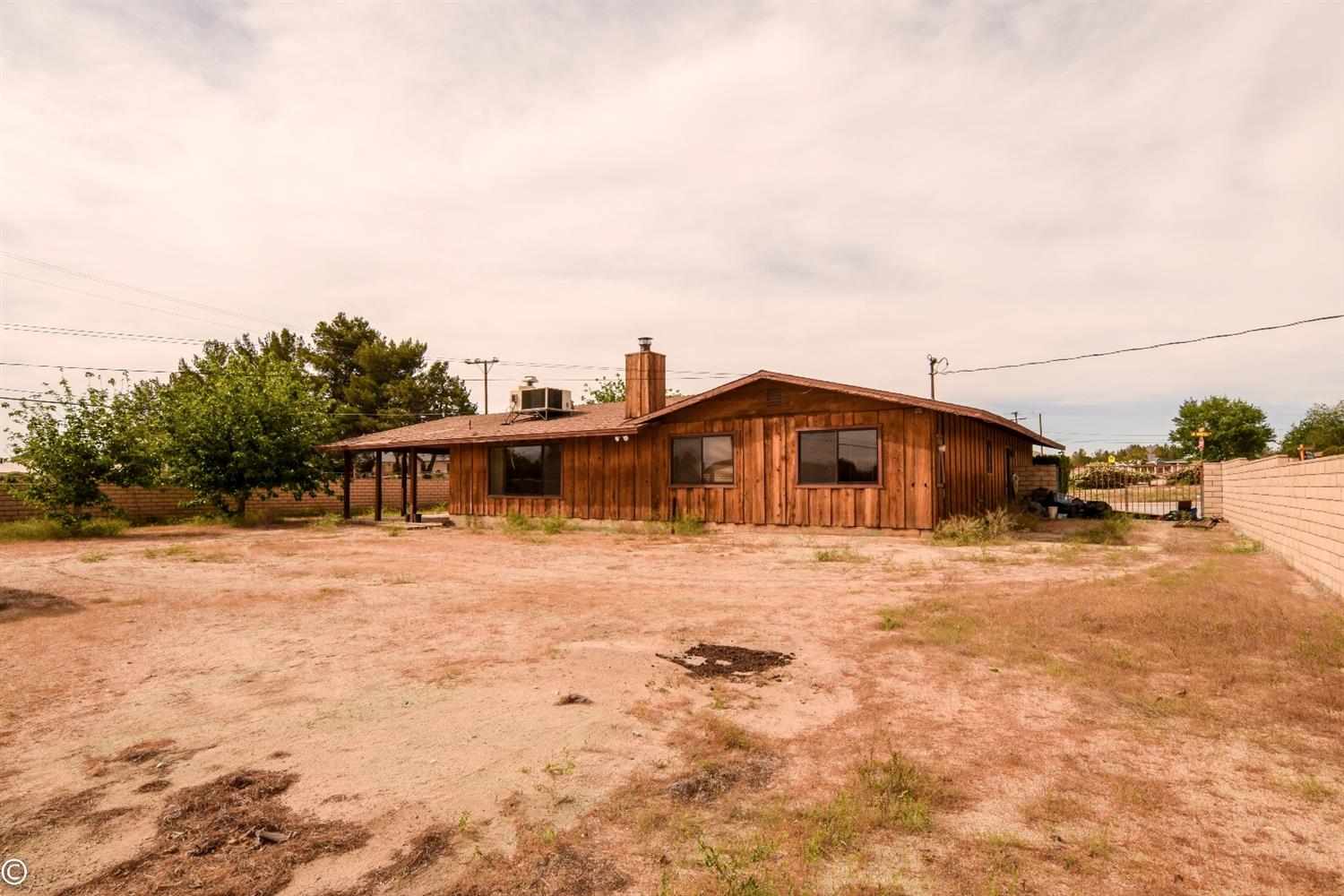 18079 Manitou Dr, Apple Valley, CA 92307 photo 46
