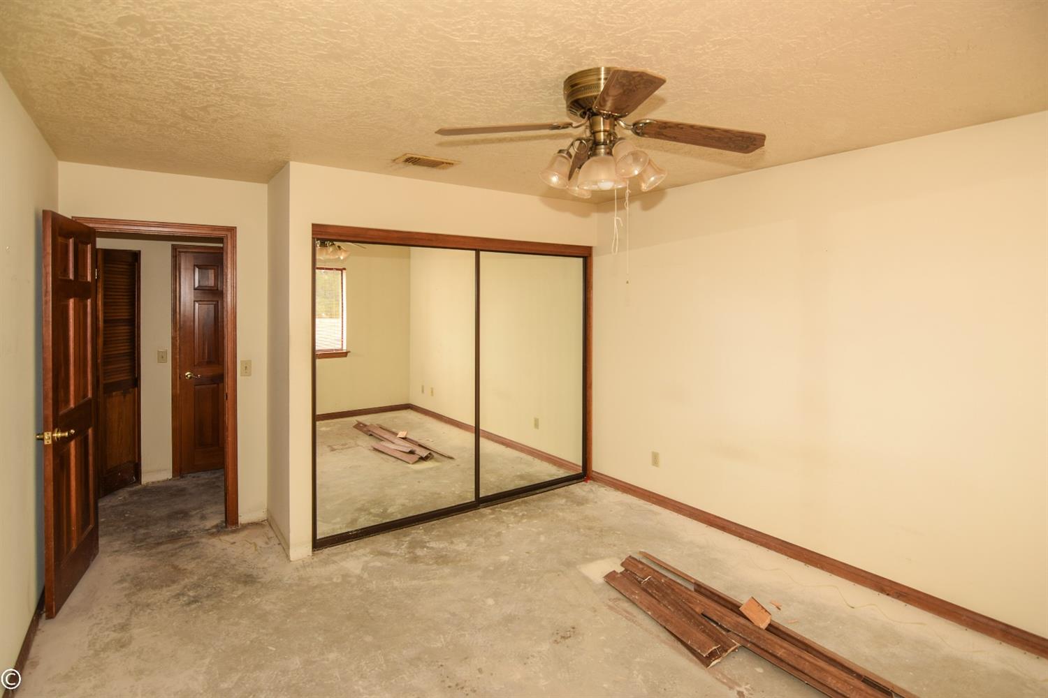 18079 Manitou Dr, Apple Valley, CA 92307 photo 32