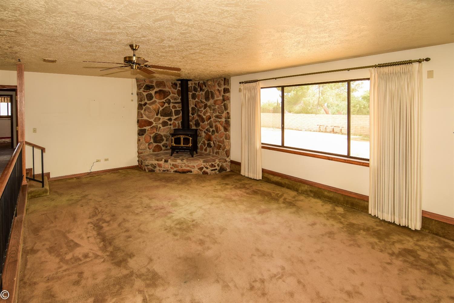 18079 Manitou Dr, Apple Valley, CA 92307 photo 18