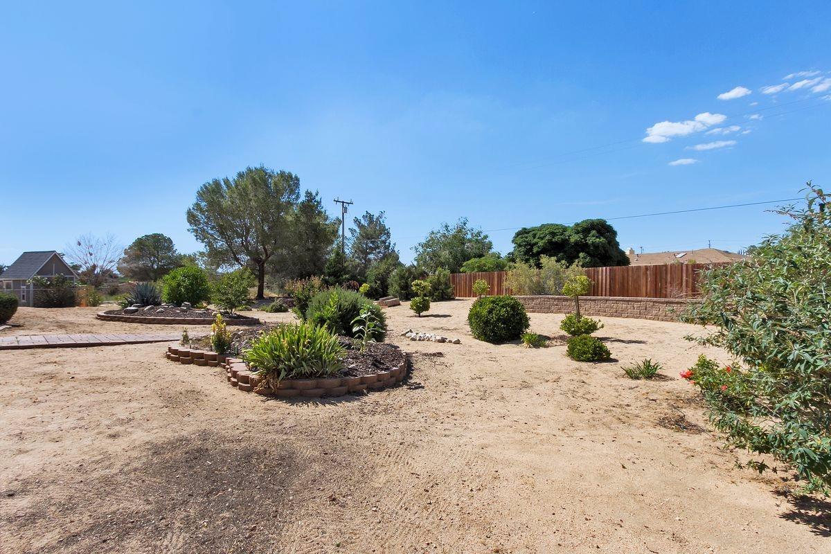 19156 Red Feather Rd, Apple Valley, CA 92307 photo 29