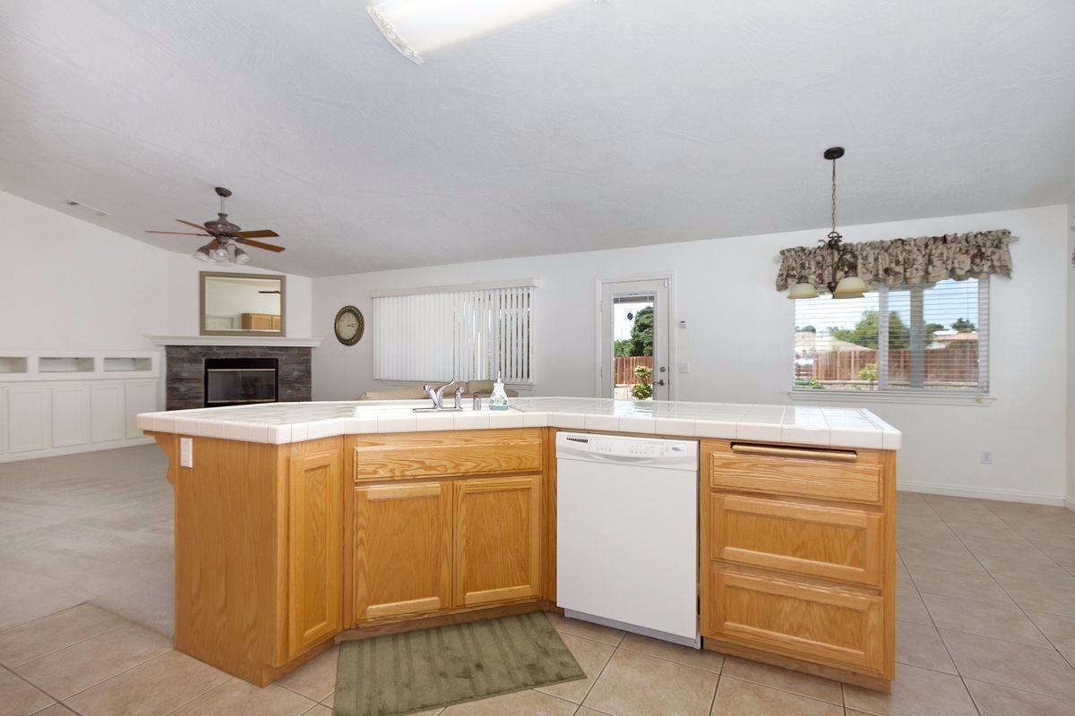 19156 Red Feather Rd, Apple Valley, CA 92307 photo 16