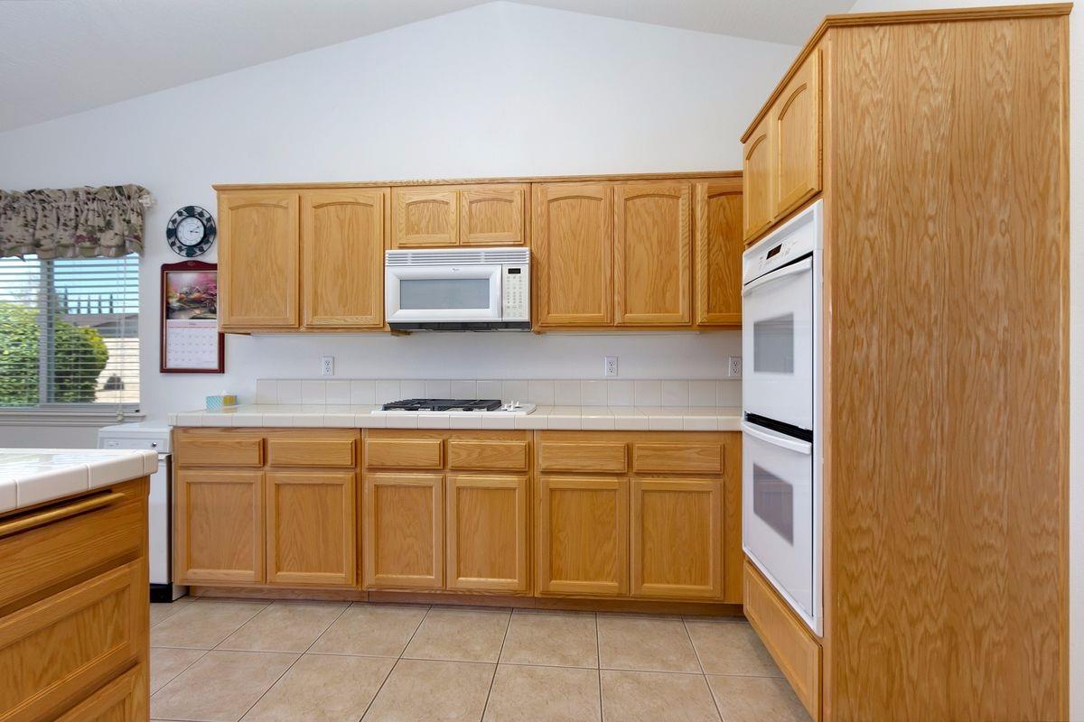 19156 Red Feather Rd, Apple Valley, CA 92307 photo 15