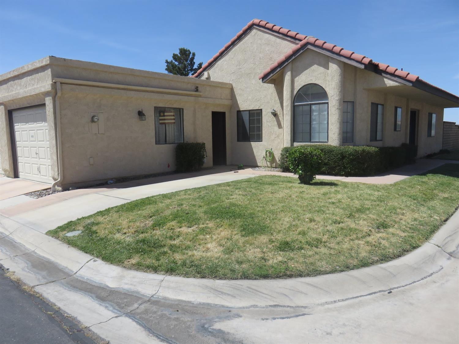 Undisclosed, Apple Valley, CA 92308 photo 1