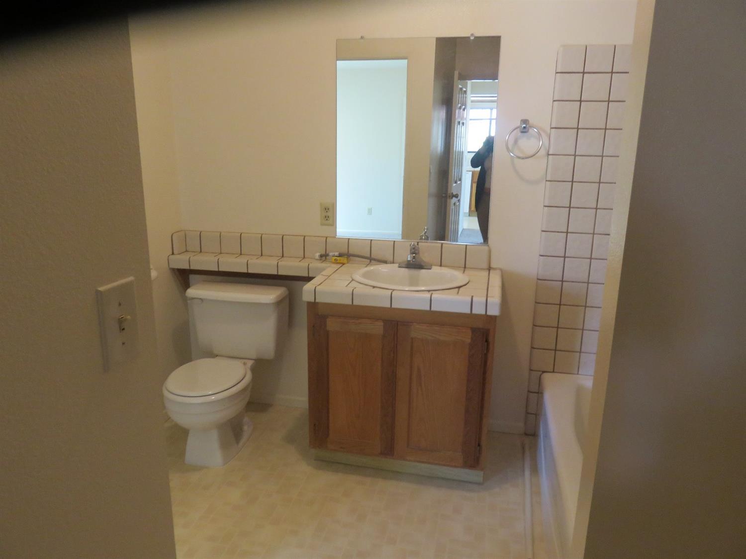 Undisclosed, Apple Valley, CA 92308 photo 15
