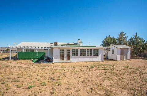 14969 Cedar St, Hesperia, CA 92345 photo 4