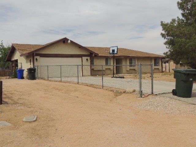 22822 Powhatan Rd, Apple Valley, CA 92308 photo 1