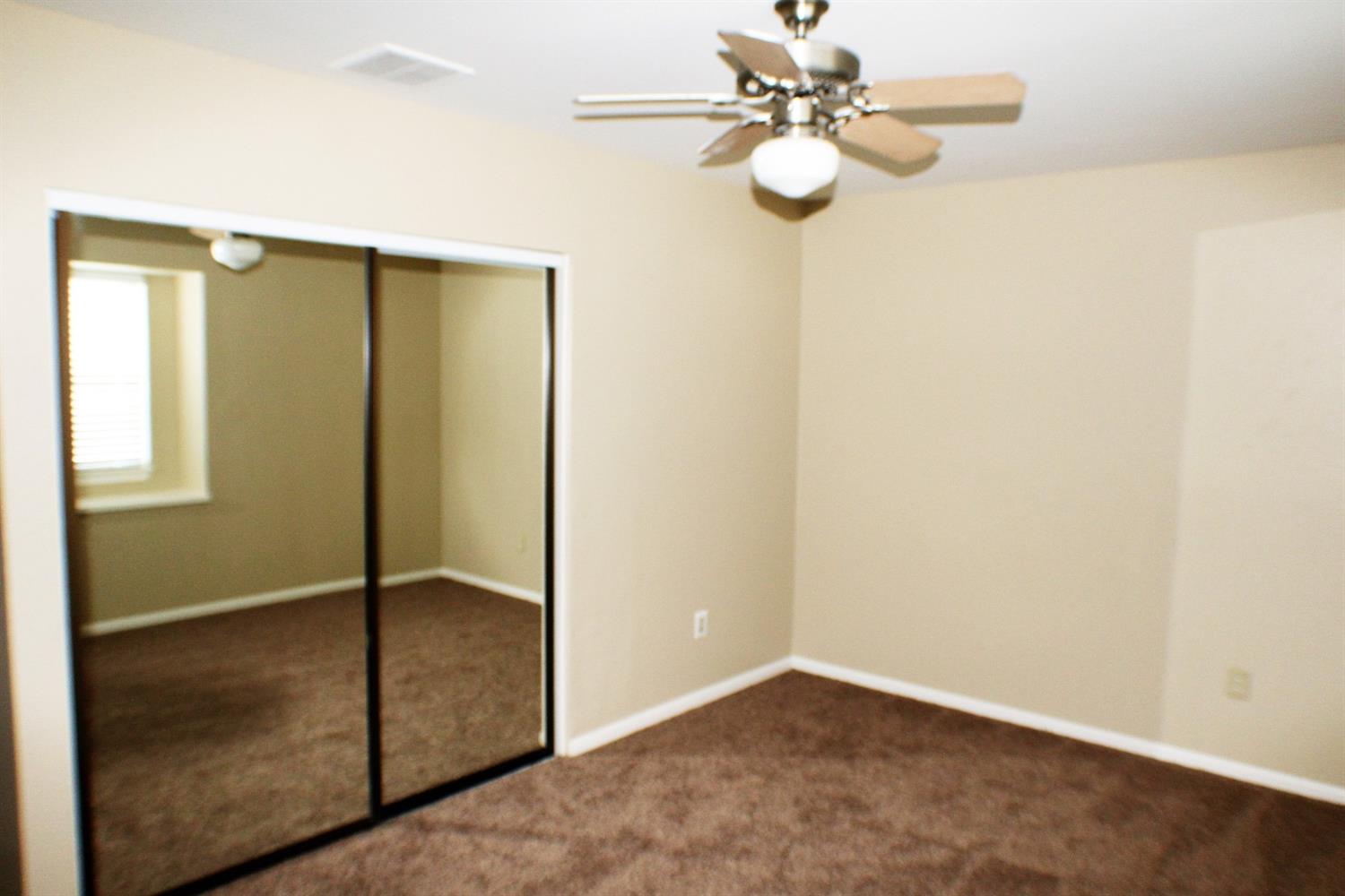 14371 Crow Rd, Apple Valley, CA 92307 photo 11