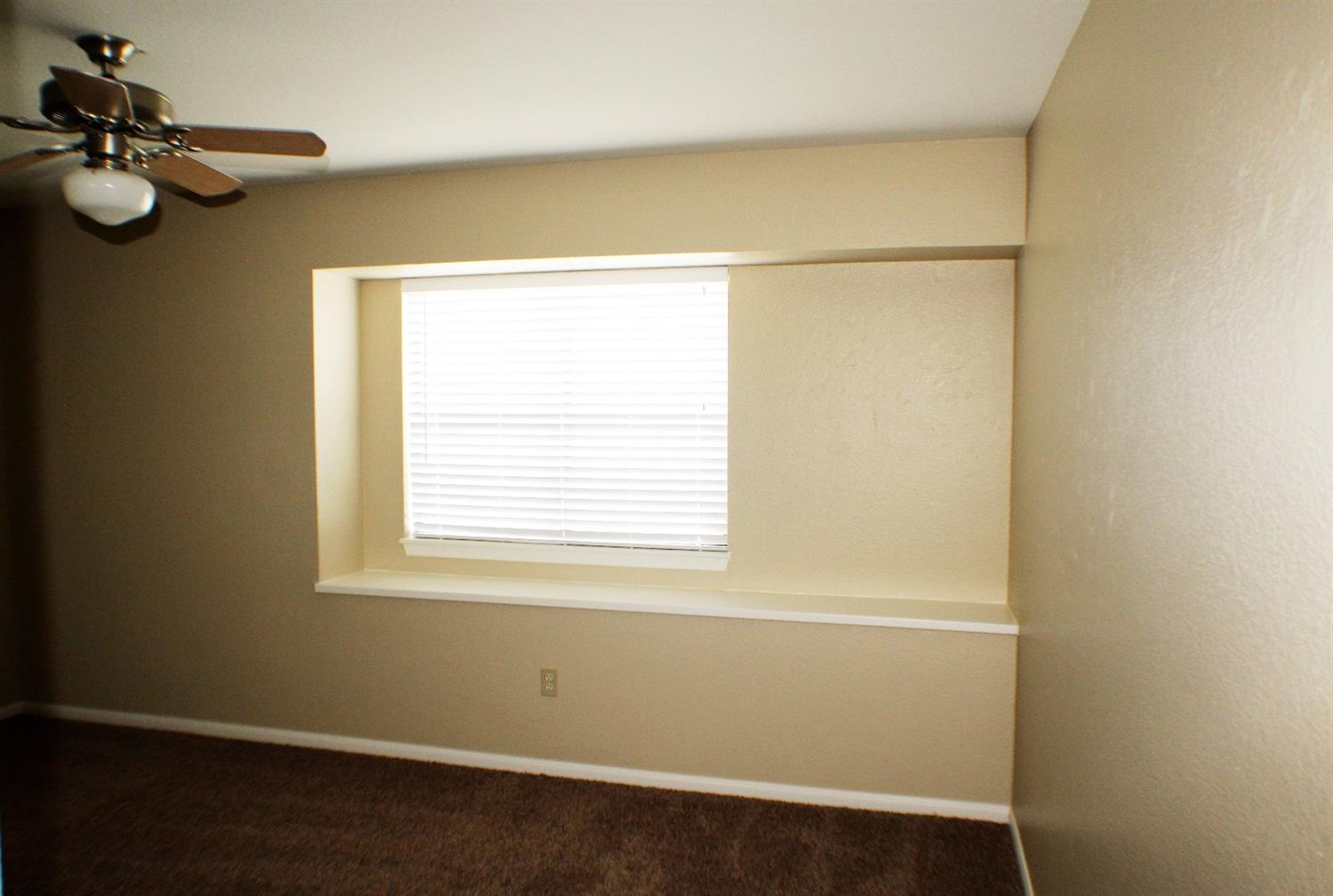 14371 Crow Rd, Apple Valley, CA 92307 photo 10