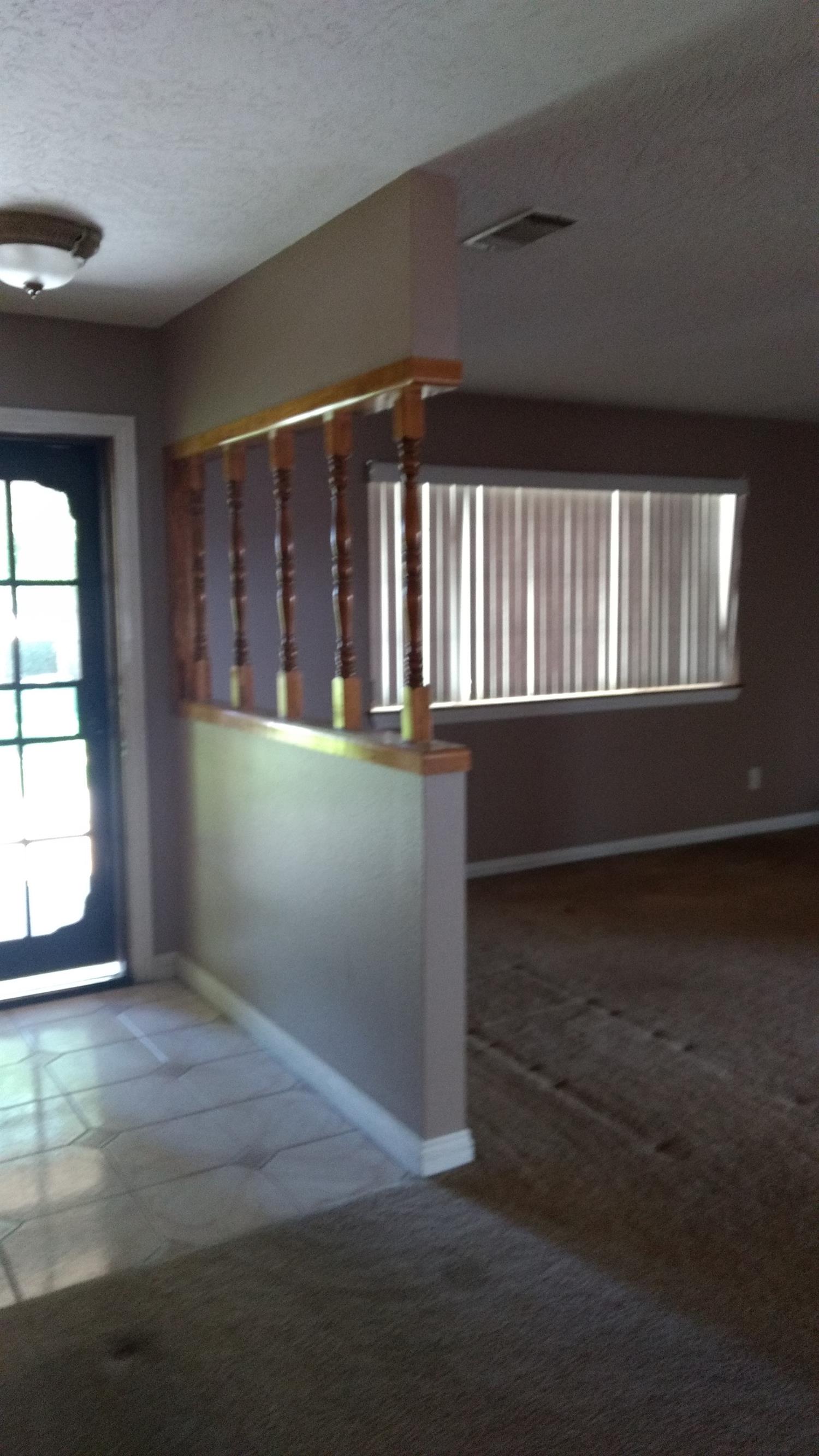 15214 Walnut St, Hesperia, CA 92345 photo 9