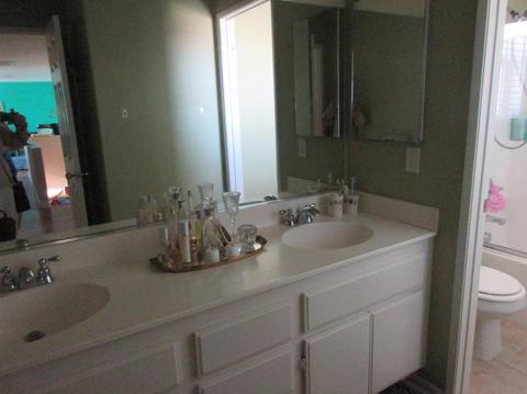8613 Daybreak Ct, Hesperia, CA 92344 photo 13