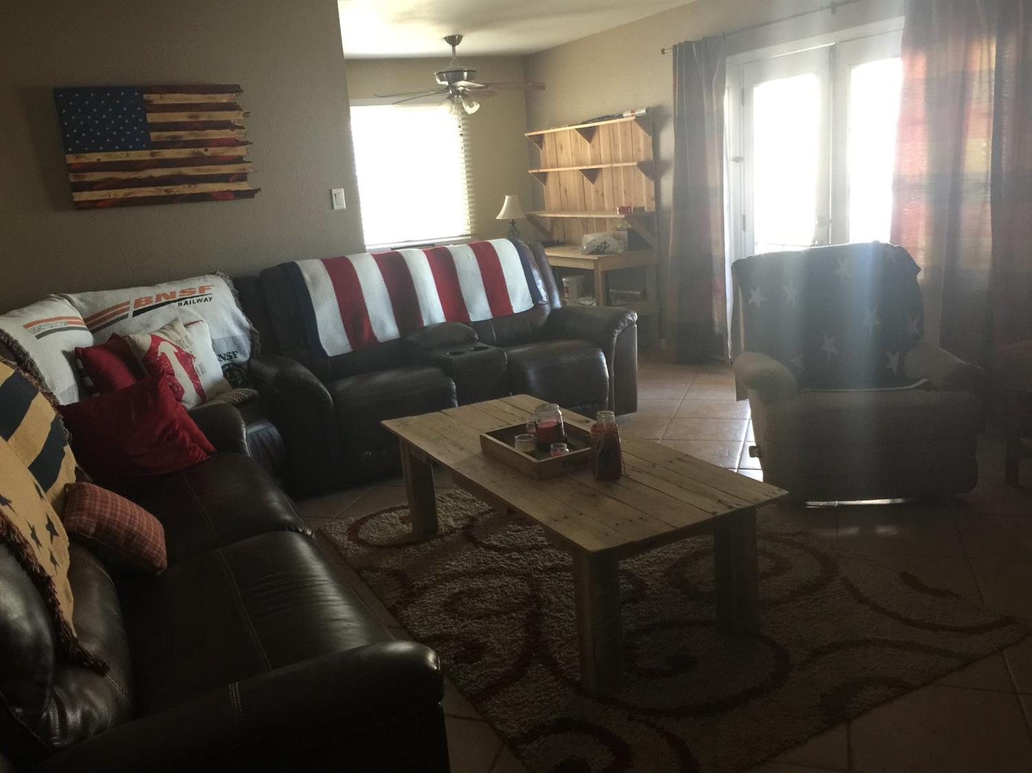 913 Las Amigas Dr, Barstow, CA 92311 photo 5