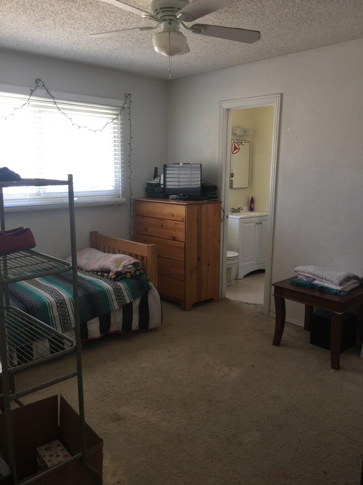913 Las Amigas Dr, Barstow, CA 92311 photo 14