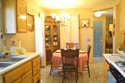 10607 Moorfield Cir, Adelanto, CA 92301 photo 6