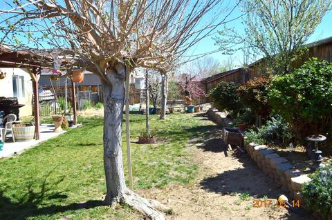 10607 Moorfield Cir, Adelanto, CA 92301 photo 14