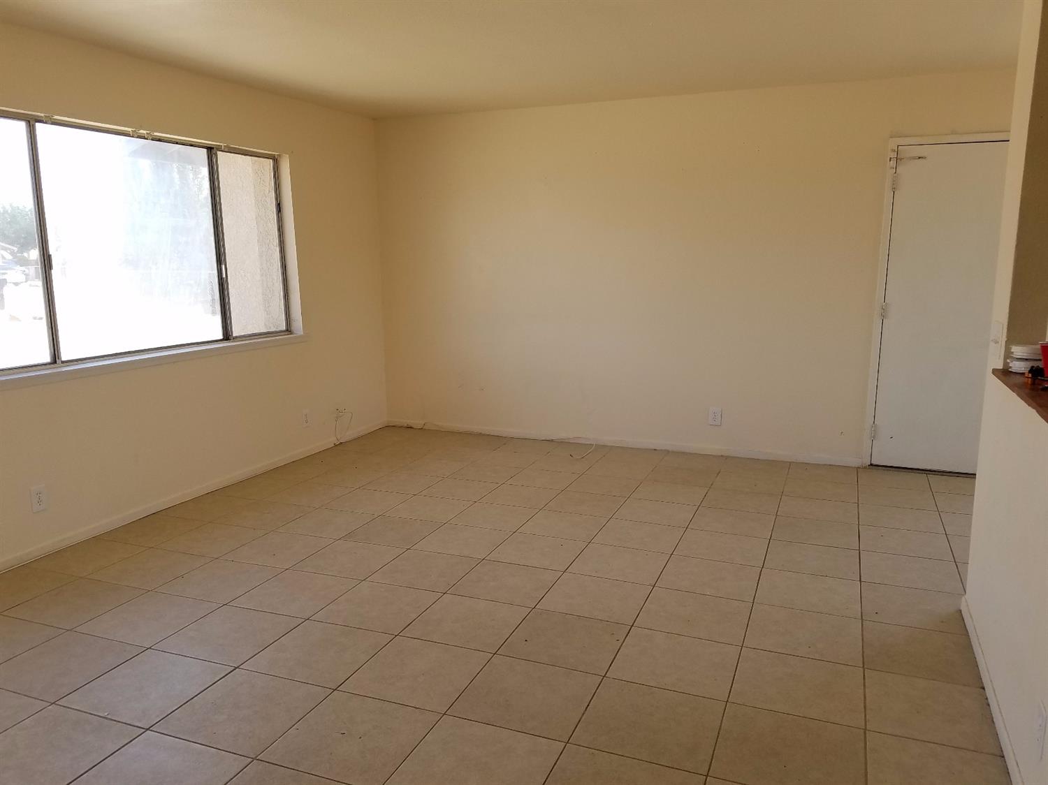 Undisclosed, Apple Valley, CA 92308 photo 6