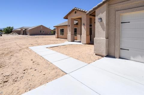 Undisclosed, Apple Valley, CA 92307 photo 6