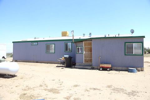9476 Centola Rd, Phelan, CA 92371 photo 1