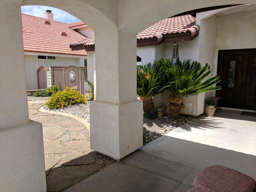 14528 Mast Ln, Helendale, CA 92342 photo 2