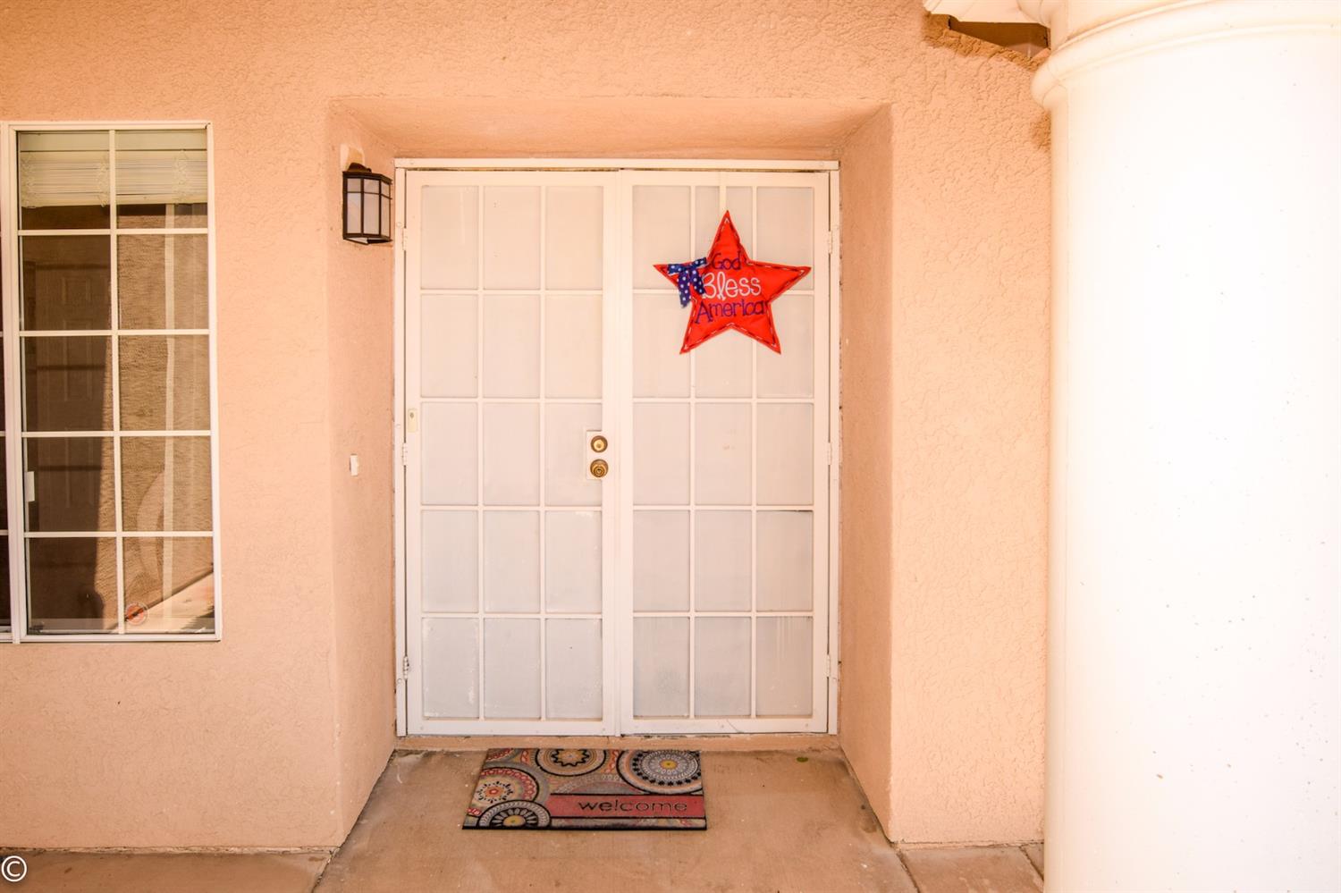 12273 Mockingbird Pl, Apple Valley, CA 92308 photo 4