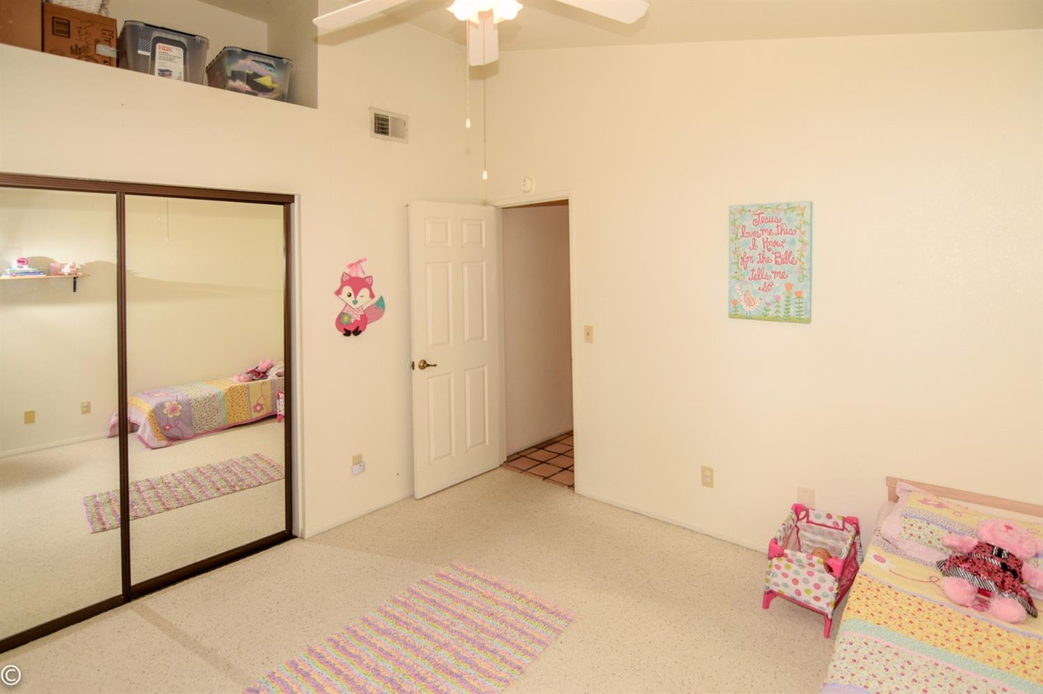 12273 Mockingbird Pl, Apple Valley, CA 92308 photo 31
