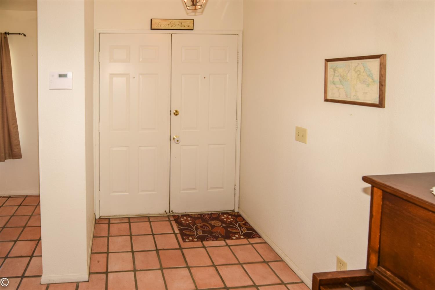 12273 Mockingbird Pl, Apple Valley, CA 92308 photo 5