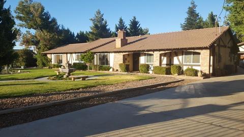 8339 9th Ave, Hesperia, CA 92345 photo 1