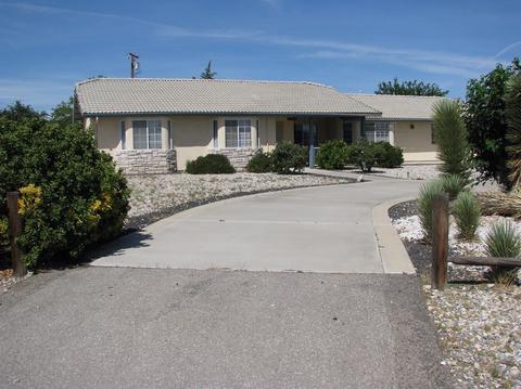 13860 Okesa Rd, Apple Valley, CA 92307 photo 3