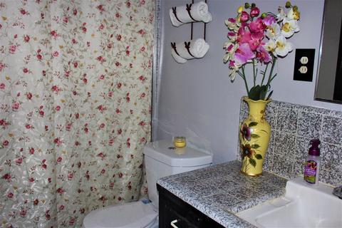 Undisclosed, Norwalk, CA 90650 photo 9