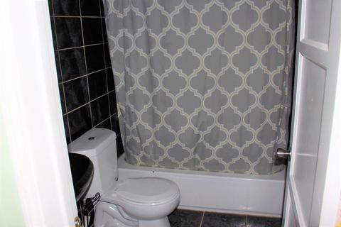 Undisclosed, Norwalk, CA 90650 photo 8