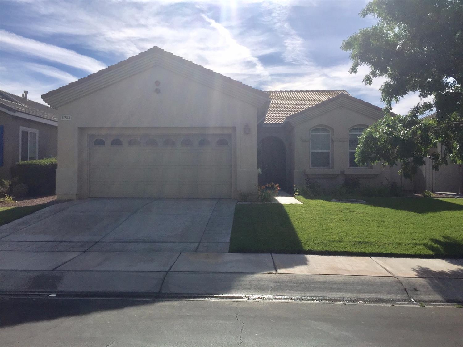 10541 Bridge Haven Rd, Apple Valley, CA 92308 photo 1