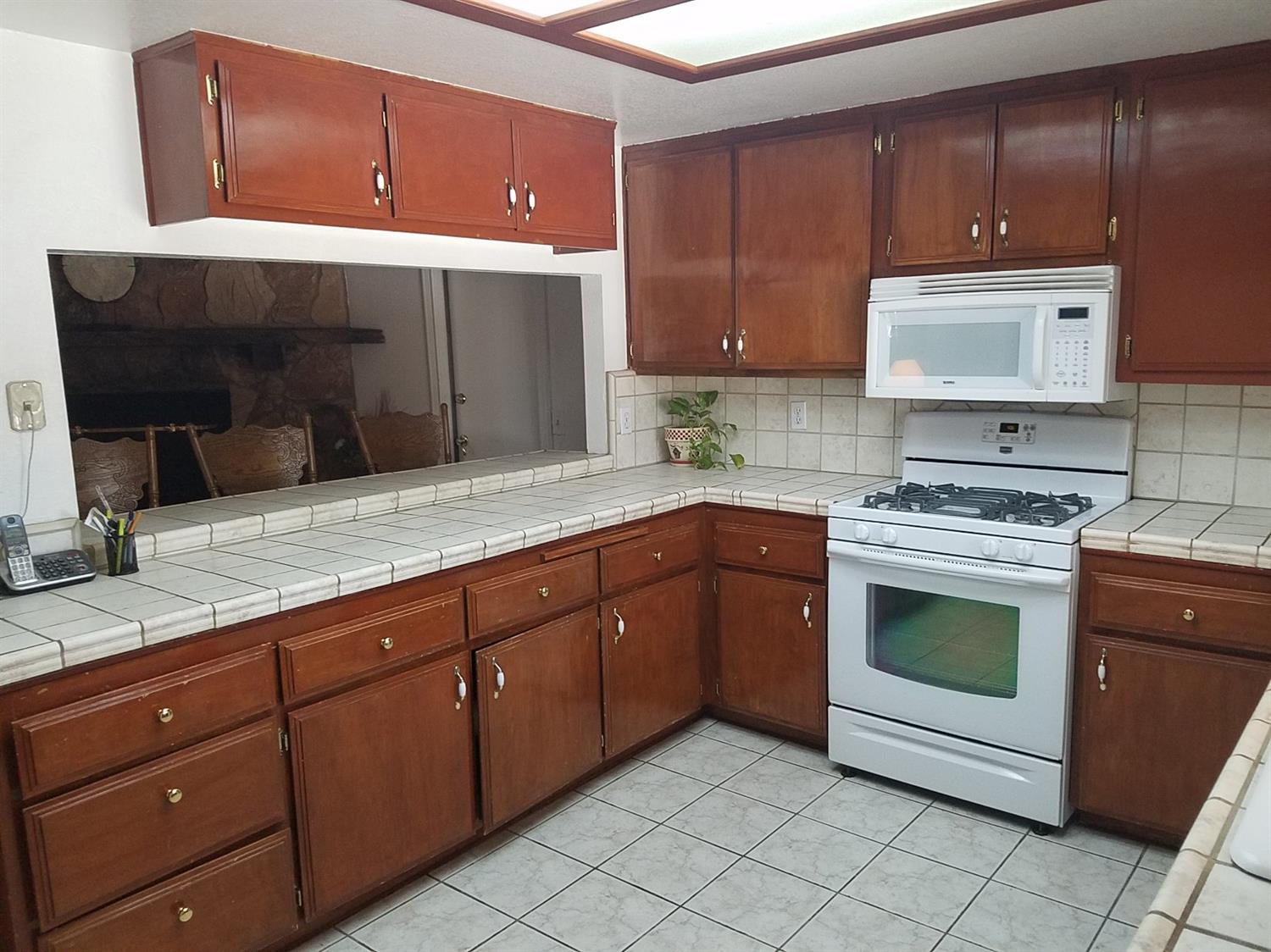 7498 Earhart Ave, Hesperia, CA 92345 photo 12