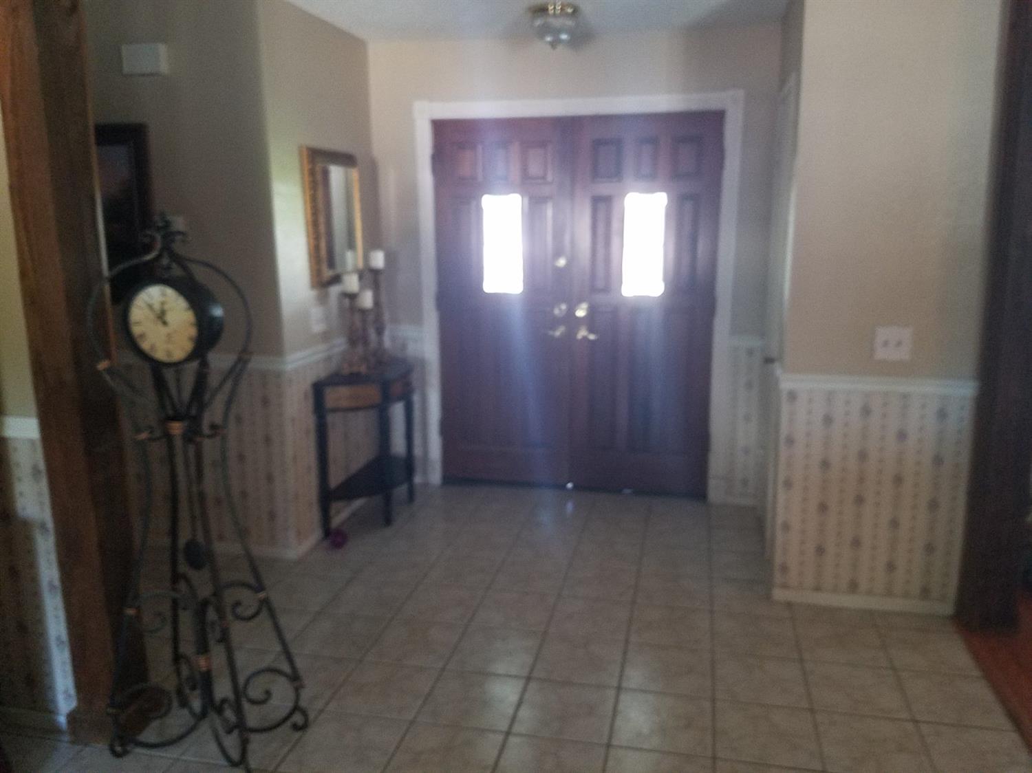 7498 Earhart Ave, Hesperia, CA 92345 photo 5
