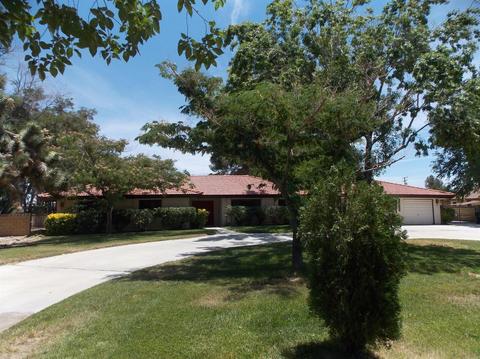 Undisclosed, Apple Valley, CA 92307 photo 9