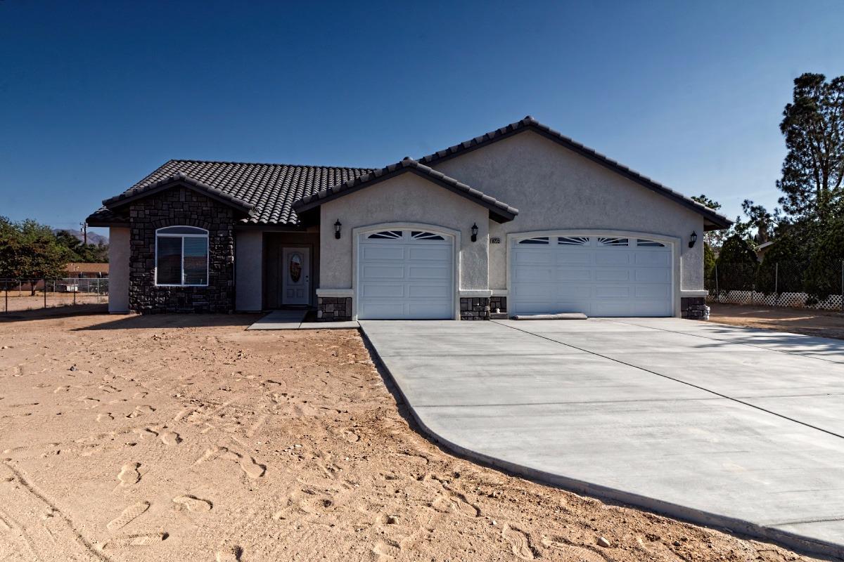 Undisclosed, Apple Valley, CA 92307 photo 2