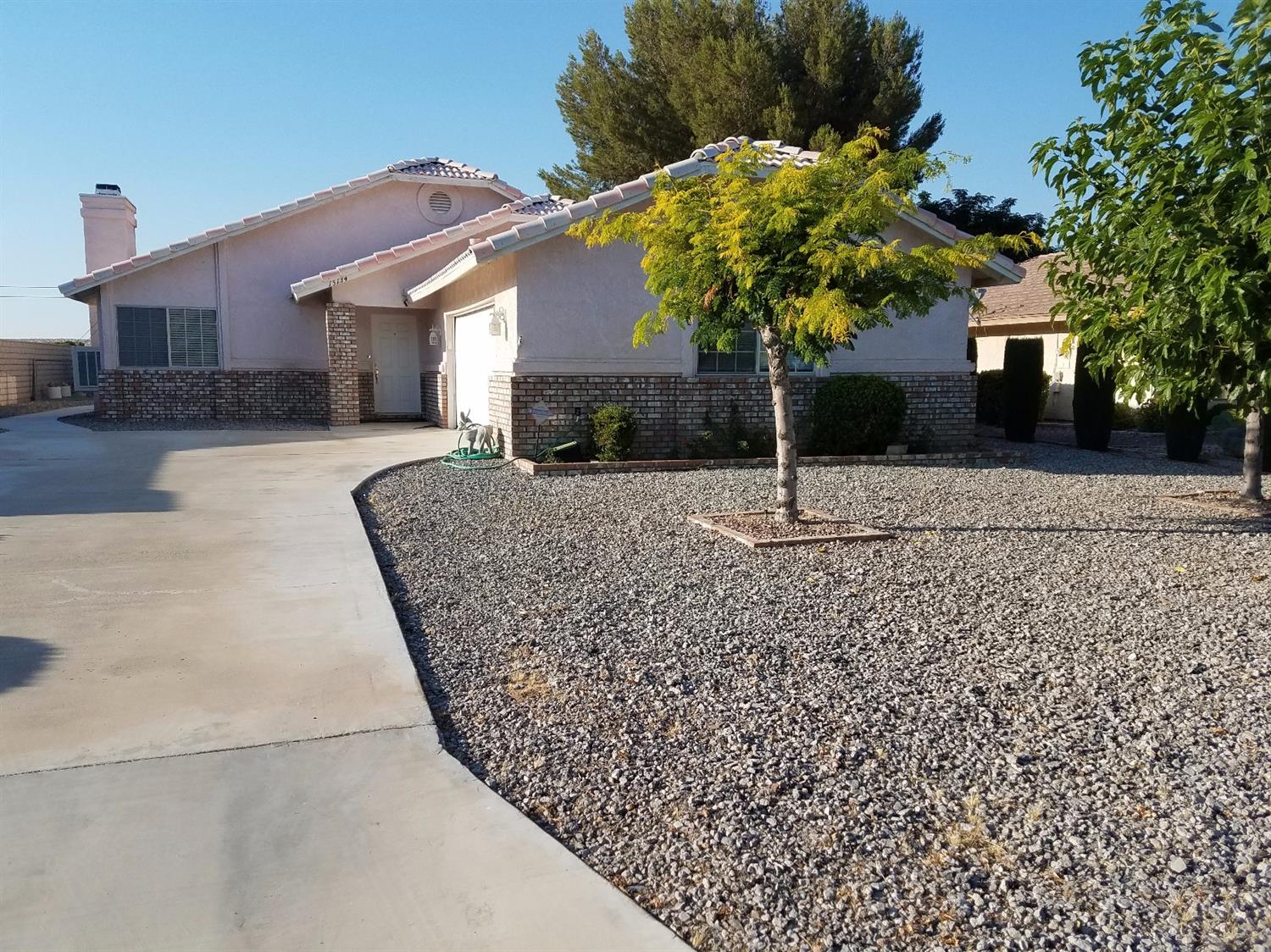 15134 Tournament Dr, Helendale, CA 92342 photo 1