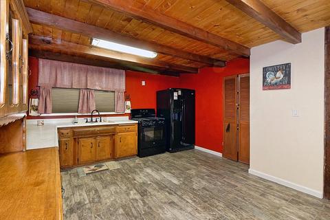 15445 Fir St, Hesperia, CA 92345 photo 10