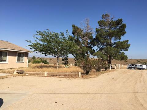 8558 Lager Rd #A, Phelan, CA 92371 photo 2