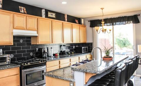 10125 Datura Rd, Hesperia, CA 92345 photo 4