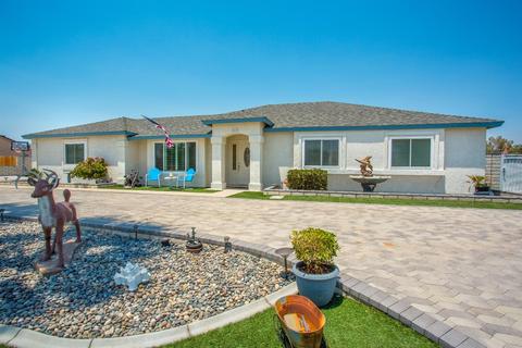 22332 Hurons Ave, Apple Valley, CA 92307 photo 2