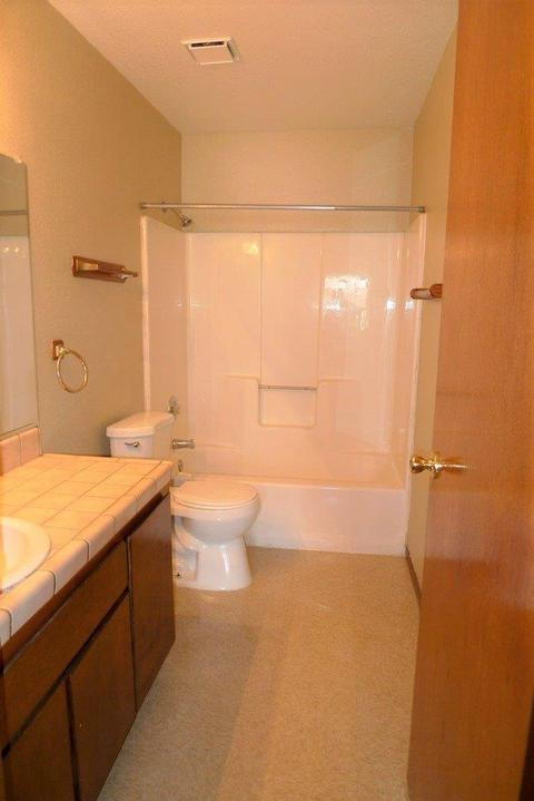 Undisclosed, Hesperia, CA 92345 photo 10