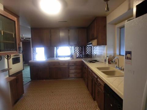 12415 Tamiani Rd, Apple Valley, CA 92308 photo 4