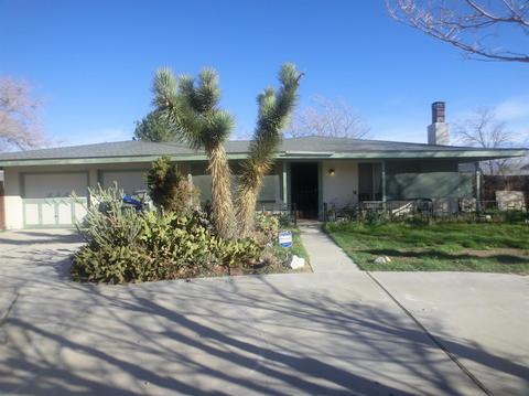 12415 Tamiani Rd, Apple Valley, CA 92308 photo 1